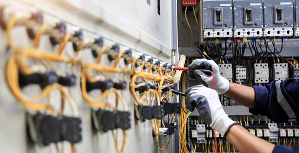 Professional Electrician technician working in Seacliff, CA